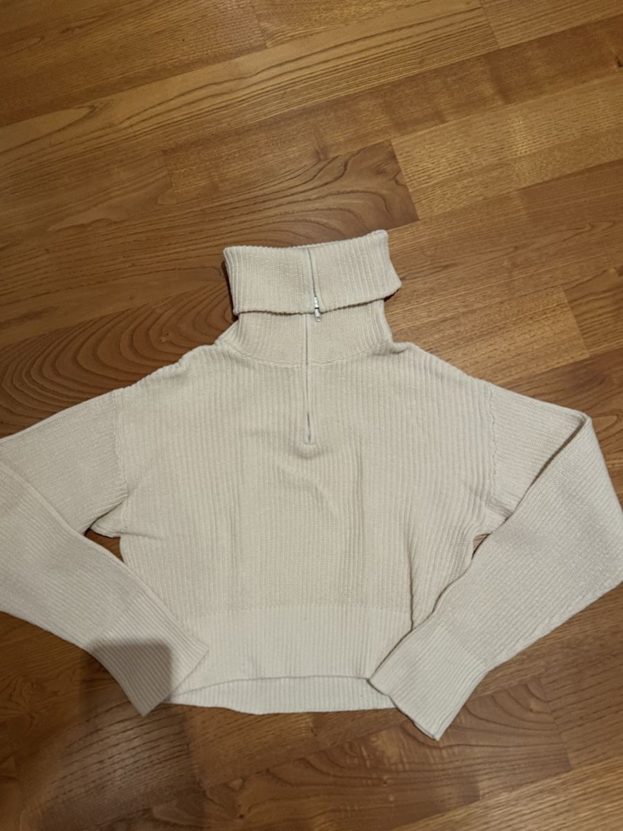 Monki Pulls & Sweat-shirts: Rollkragenpullover, size XS – D'occasion à Sissach par laura.x4