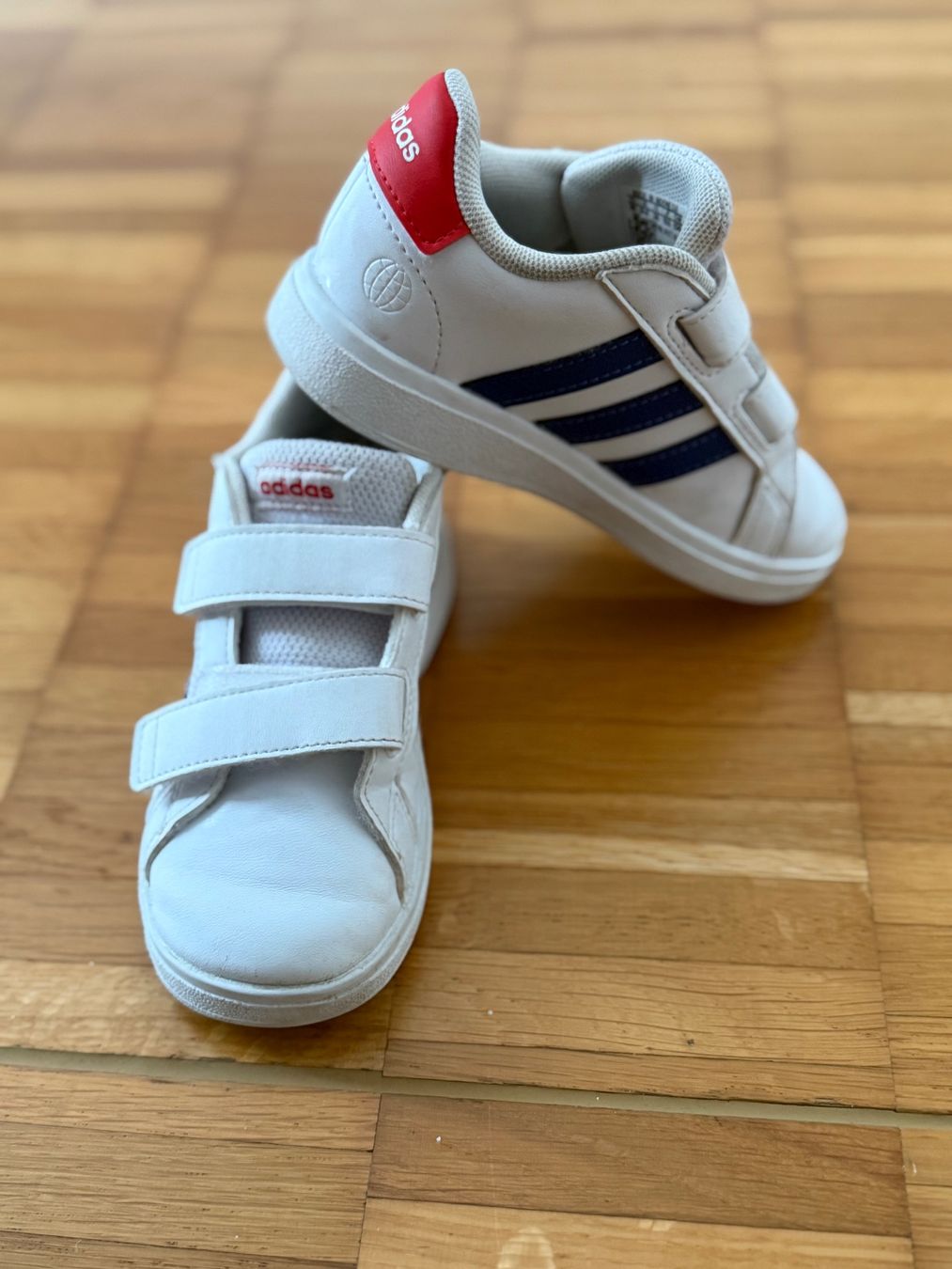 Adidas Scarpe per ragazzi: Adidas Original Superstar Sneaker Gr 26 – Usato da Richterswil venduto da Eunoia85 1