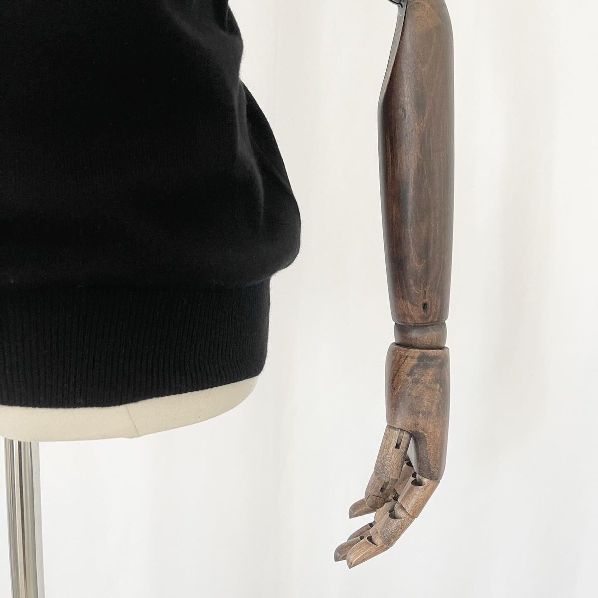 Gilet & Giacche: FERU Cashmere Vest new – Nuovo e nell'imballaggio originale da Emmen venduto da Avviivva_Com2023 2