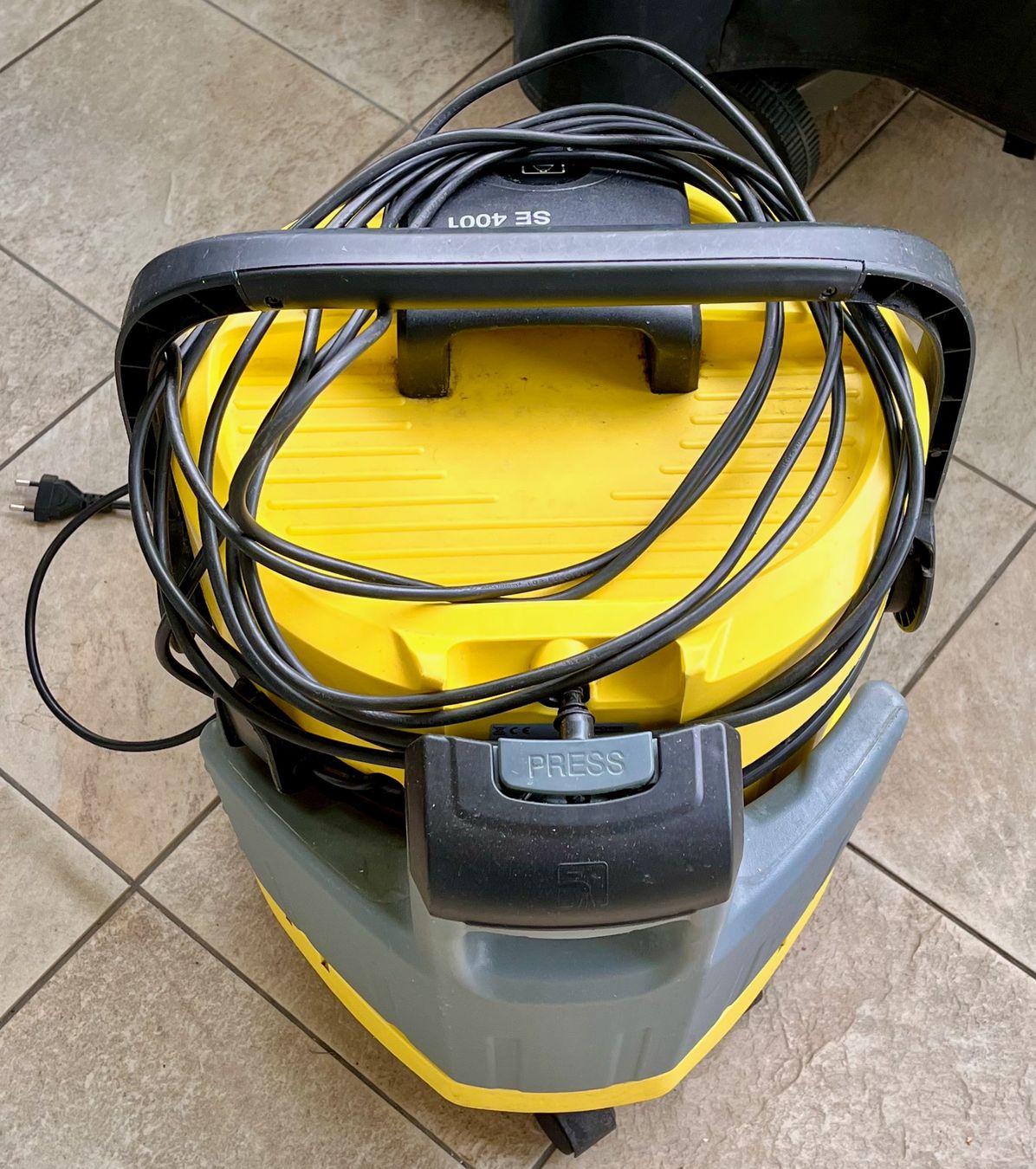 Kärcher Toutes les machines: Kärcher Waschsauger – D'occasion à Dietikon par Hespa 1
