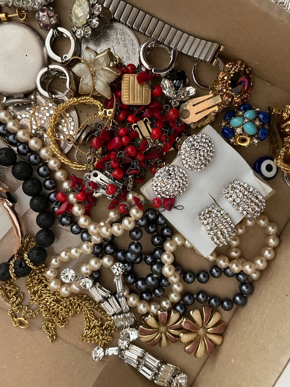Sonstiger Schmuck: Lot de bijoux vintage - Bagues, Colliers, .. – Gebraucht aus Courrendlin von selselsel 1