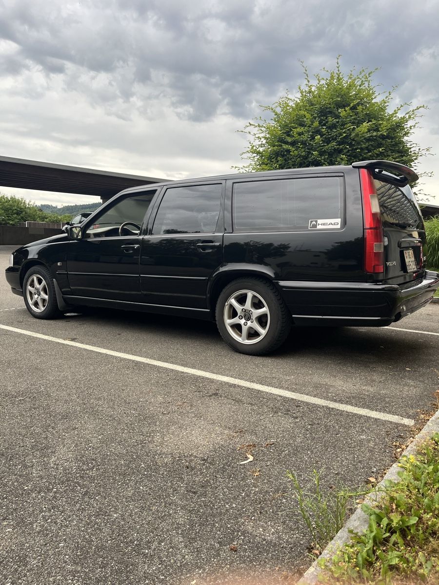 Volvo Automobili: Volvo V70 2.5 LPT – Usato da Ipsach venduto da Panzer85 3