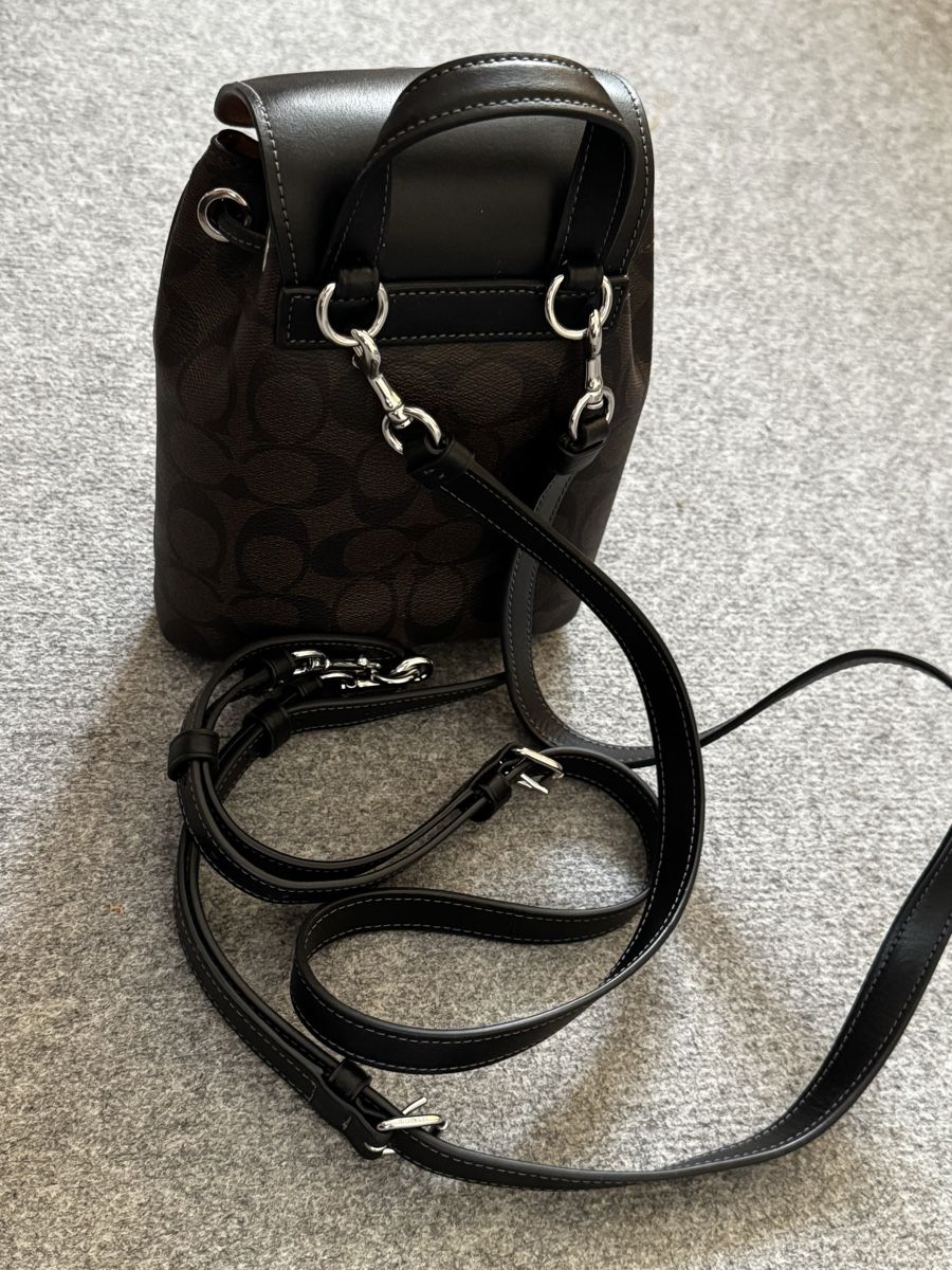 Coach Zaini: Coach Rucksack Amelia, neu – Nuovo (secondo la descrizione) da Küssnacht am Rigi venduto da ann_k2rk 4