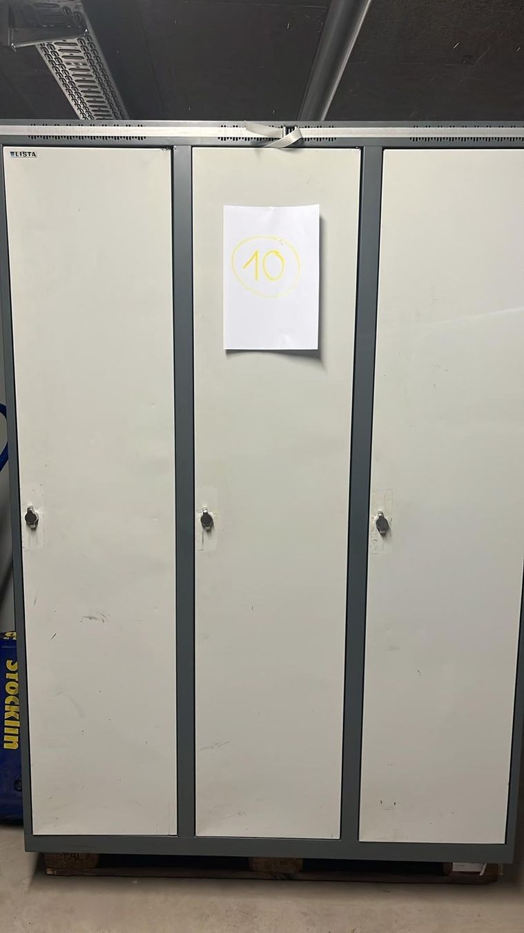 Lista Porte manteau: Lista Graderobenschrank, Spind 3fach – D'occasion à Berlingen par mar_j9wt