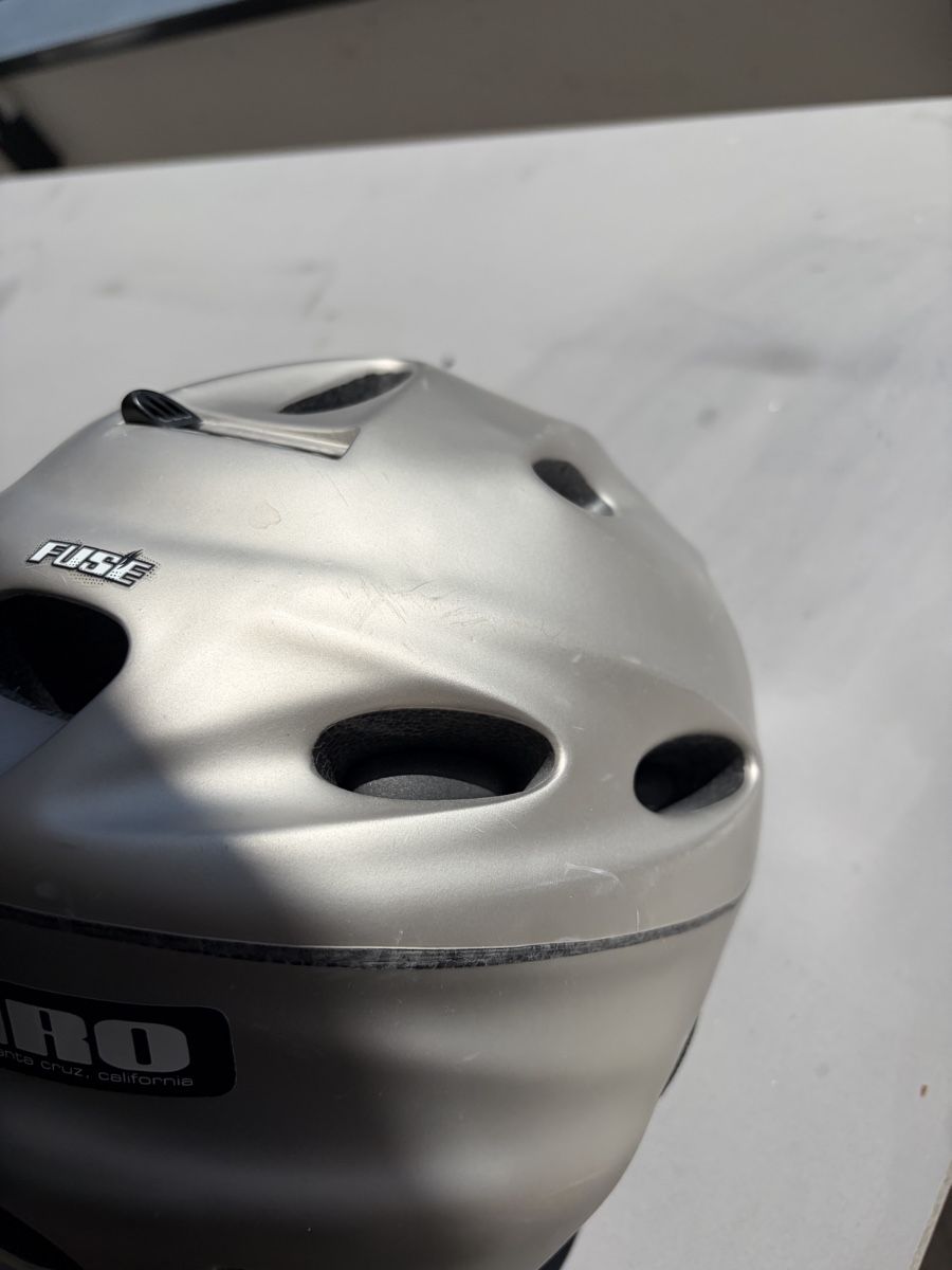 Giro Caschi: Casque de ski Giro – Usato da Pully venduto da ari_78pk 5
