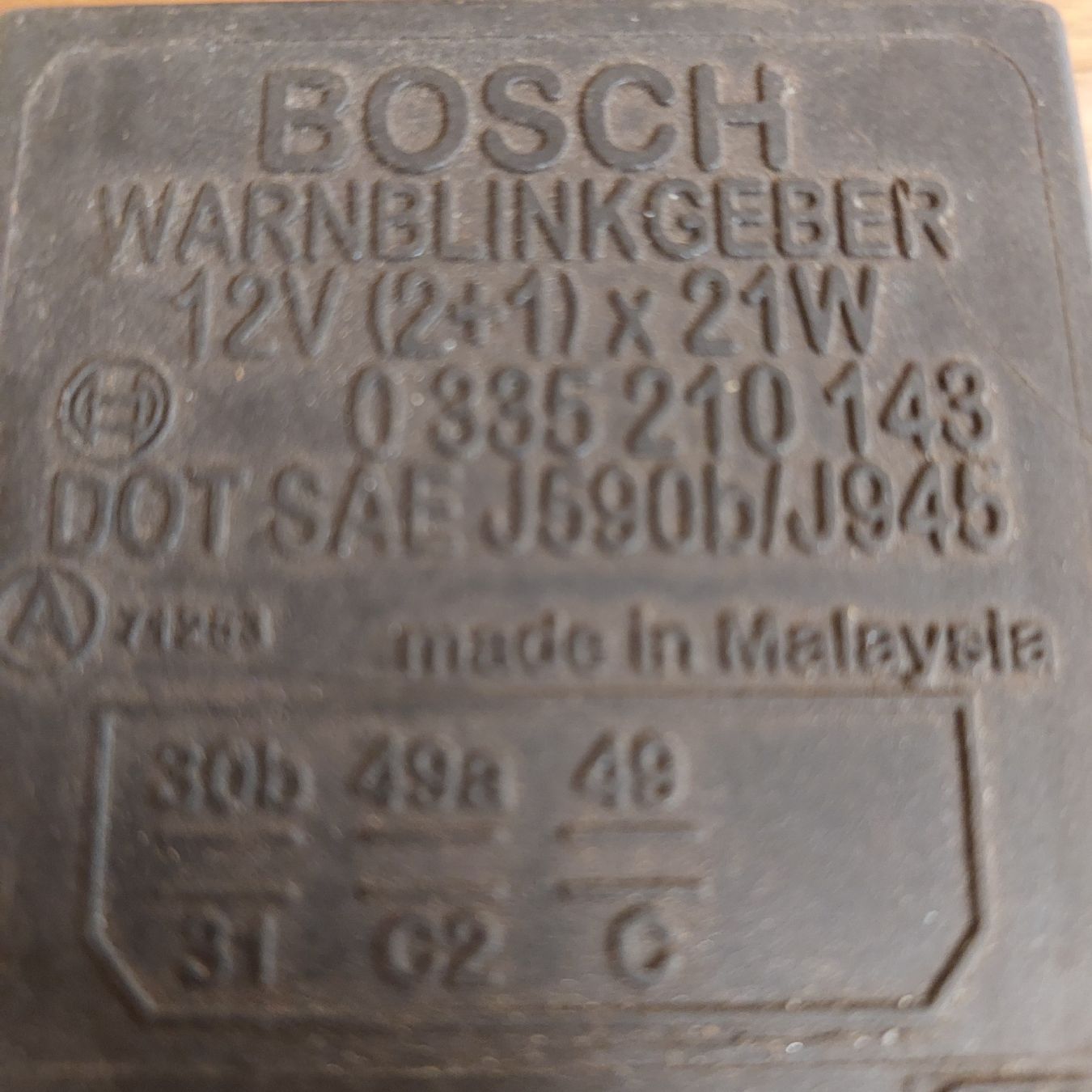 Bosch Composants électroniques: Bührer Traktor  Bosch Warnblinkgeber – D'occasion à Hermetschwil-Staff par SCHRAUBSTARK 2