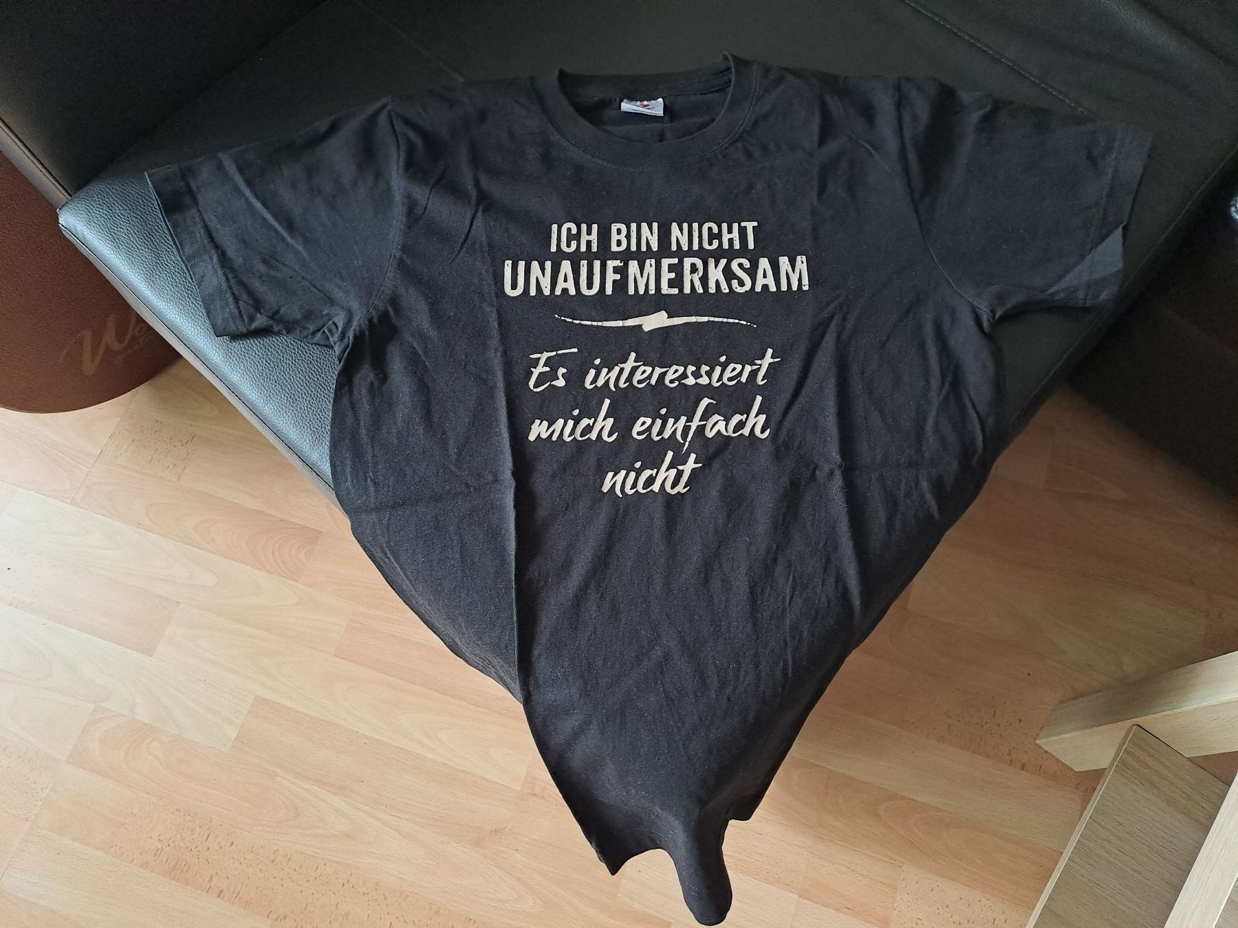 T-shirt: T-shirt, schwarz, mit Spruch, Grösse S – Nuovo (secondo la descrizione) da Hombrechtikon venduto da Rada039 2