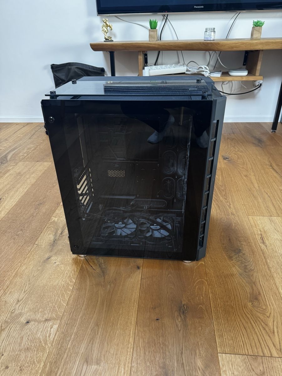 Corsair Custodie: Boîtier Crystal 680X Corsair – Usato da Molondin venduto da Gabriel.glk 4