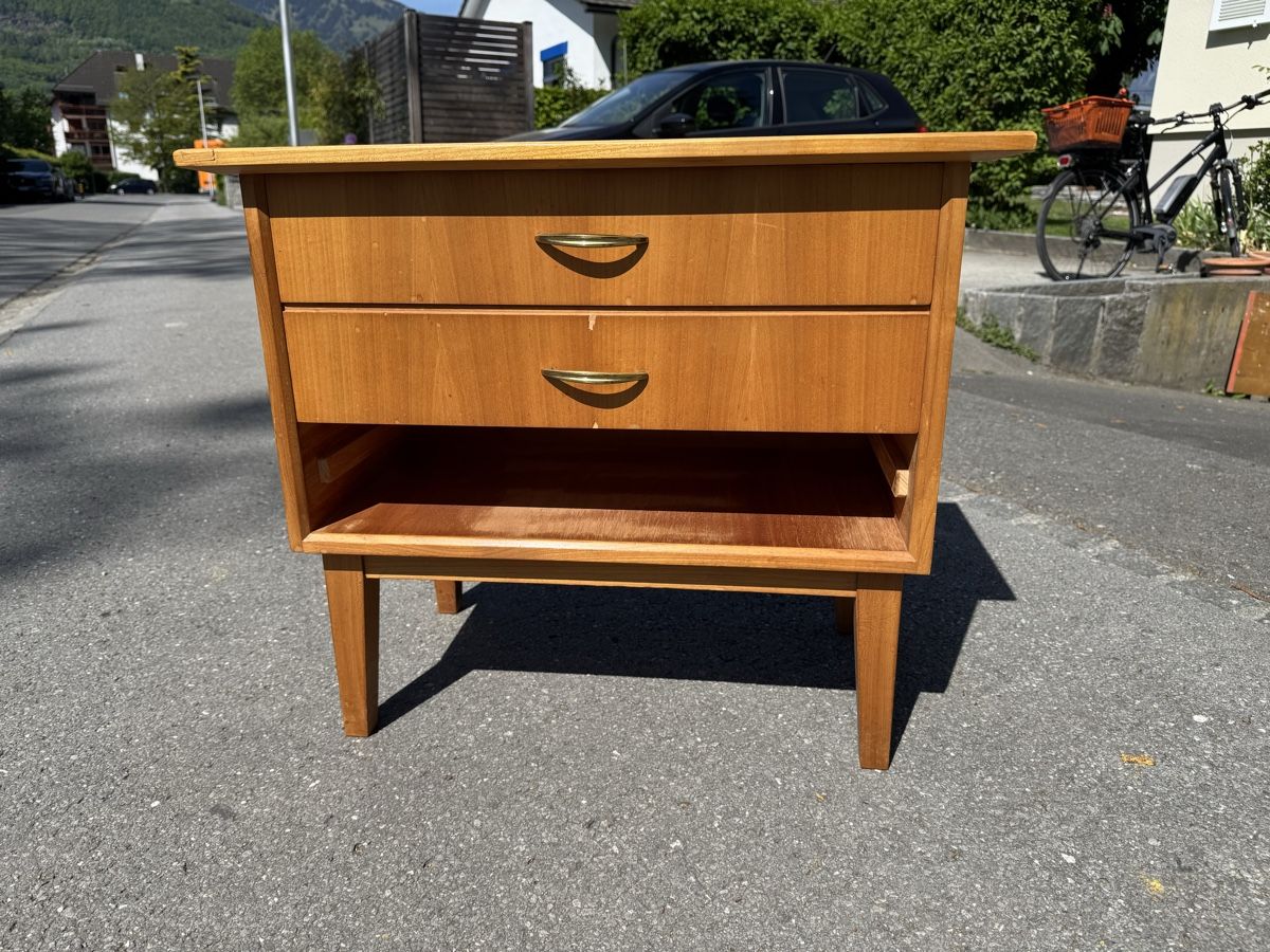 Comodini: Vintage Mid Century Modern Nachttisch  – Usato da Buchs SG venduto da Jessy.r