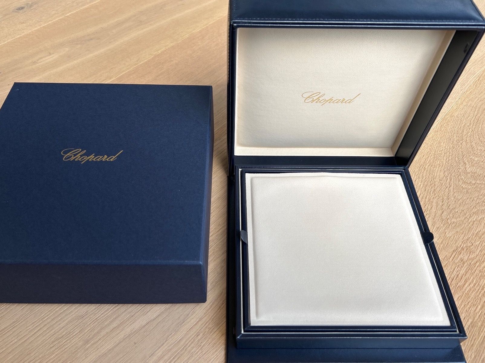 Chopard Uhren: Chopard - Uhren-/Schmuckbox – Neu und originalverpackt aus Fläsch von sus_69xn 1