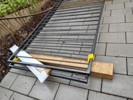 Metallzaun Element schwarz gebraucht zwei Teile 