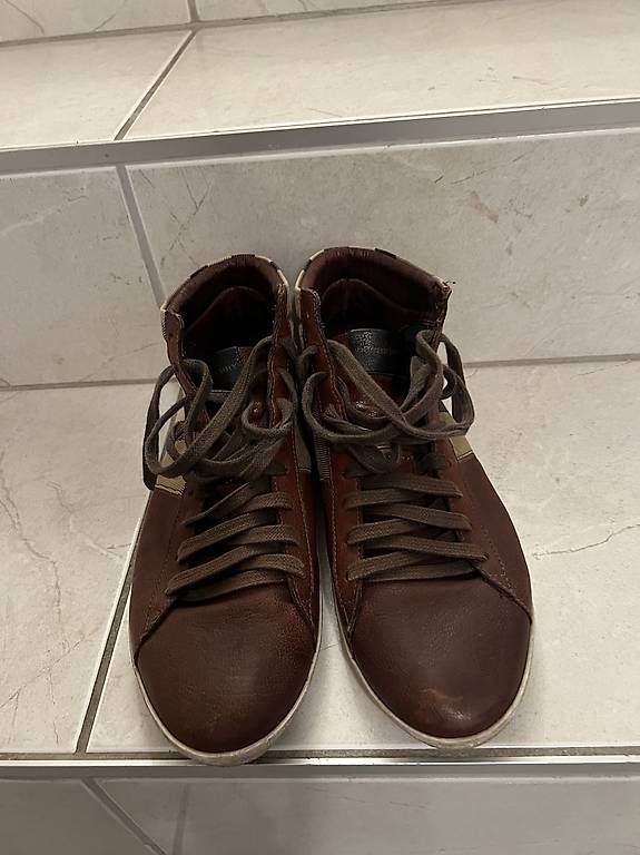 Scarpe da uomo: Burberry Lederschuhe – Usato da Bretzwil venduto da .Schoggi. 1