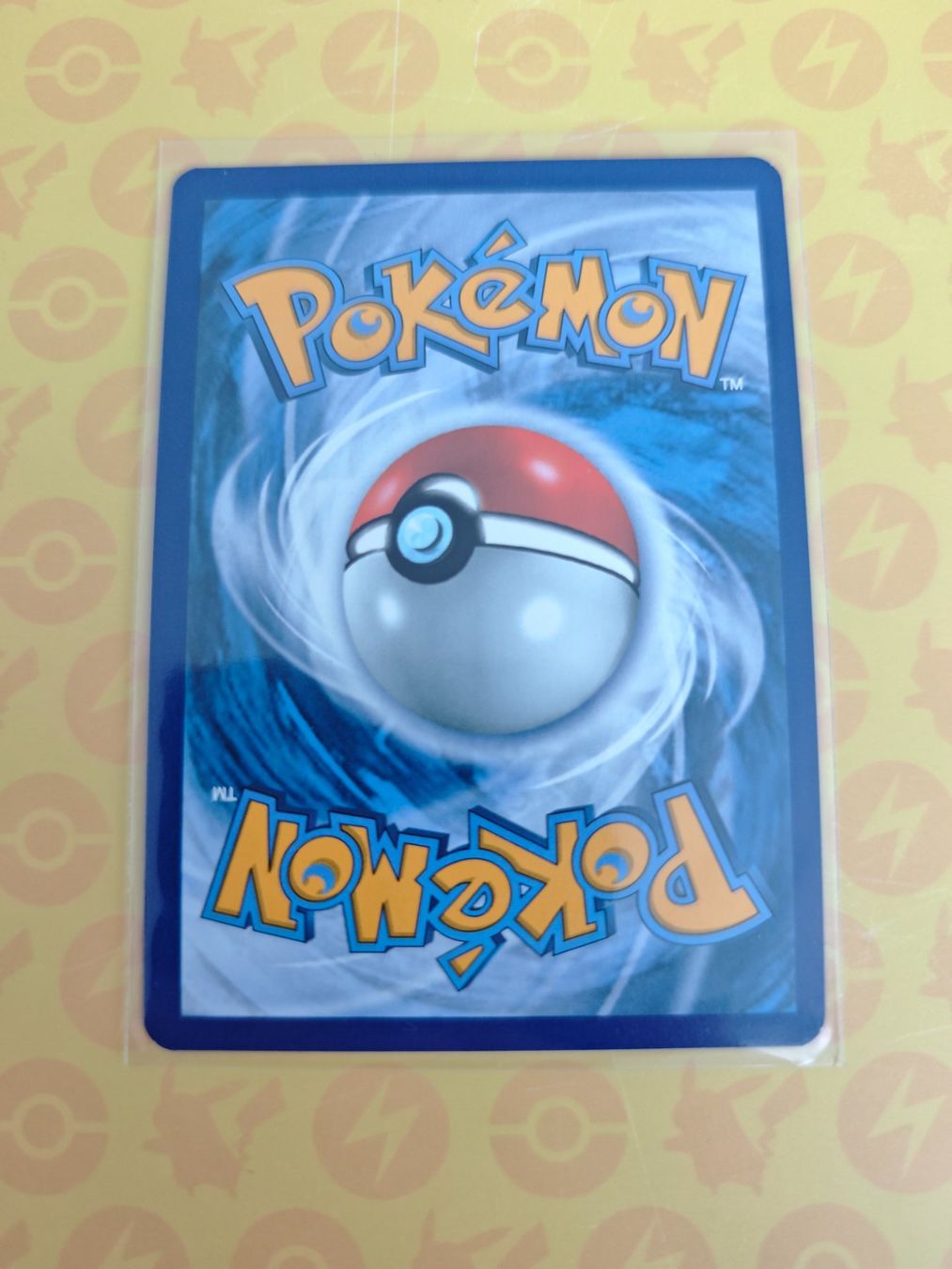 Pokémon Carte collezionabili: Feelinara VMAX 211 Rainbow Pokemon Drachenwandel – Usato da Oberrohrdorf venduto da Benjamin_Lieber 1