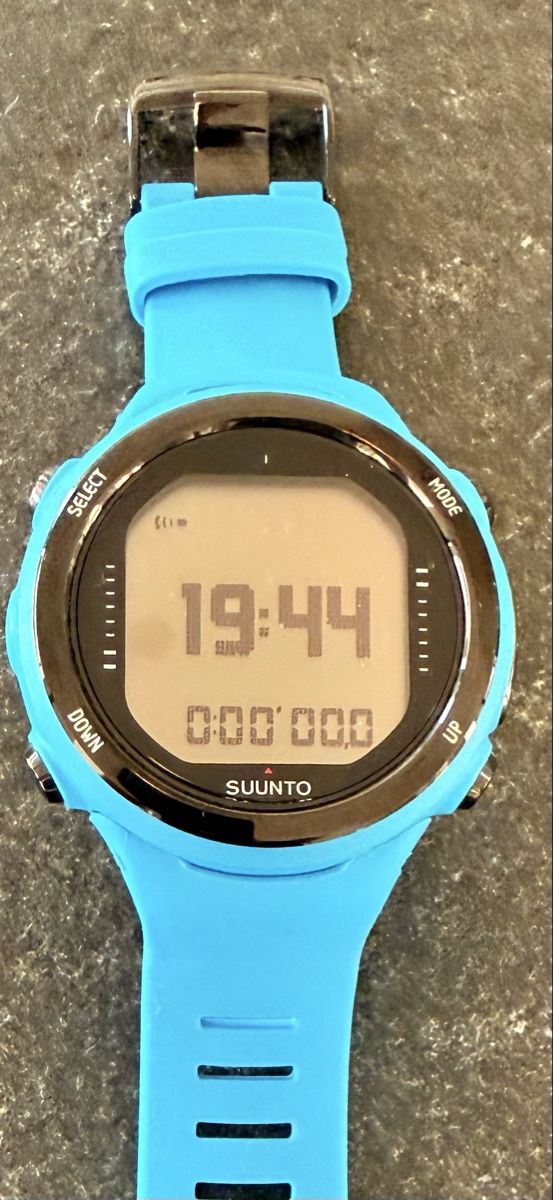 Suunto Smartwatch: Suunto D4i dive computer watch blue with manual – Gebraucht aus Walchwil von icebreaker31 3