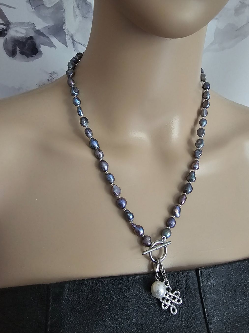 Catenine: Perlenkette lang Kette Zuchtperlen multicolor mit Charme – Nuovo (secondo la descrizione) da Riedt b. Erlen venduto da Gottestraene 9