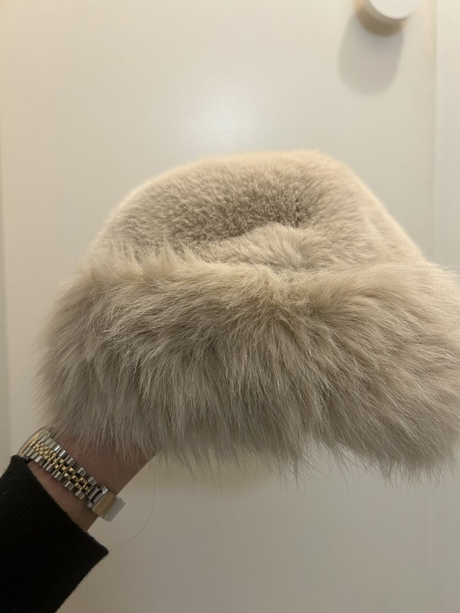 Hüte, Mützen & Caps: Winter hat – Neu und originalverpackt aus Zürich von sel_tvq7 1