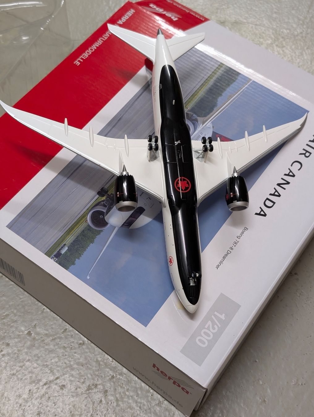 Herpa Kit di modellismo & Modellini statici: HERPA Air Canada B787-800 1:200 – Usato da Wallisellen venduto da Bigthings 3