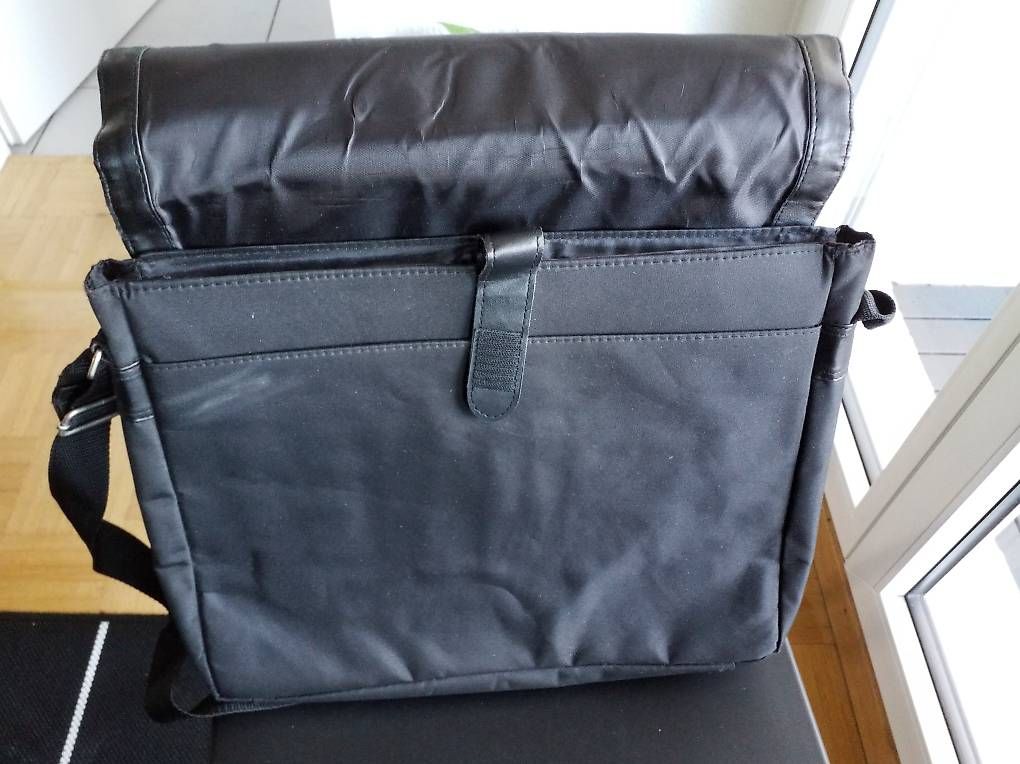 Taschen: Laptop Tasche Leder mit vielen Fächern – Gebraucht aus Bern von Bluepop 3