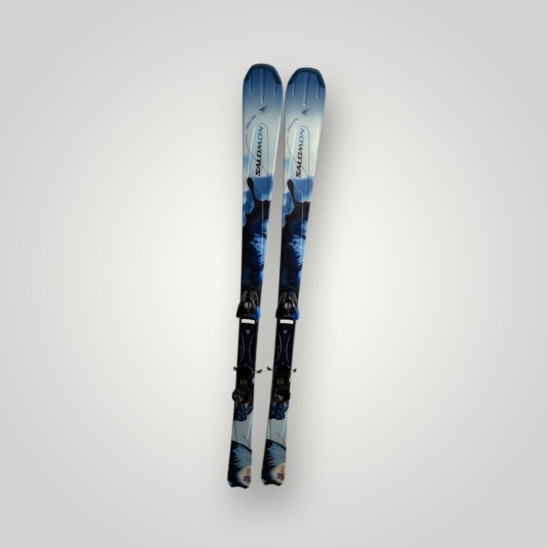 Salomon Skis: Salomon Ski 154cm Lot010325040 – Gebraucht aus Murten von Ski-Outlet