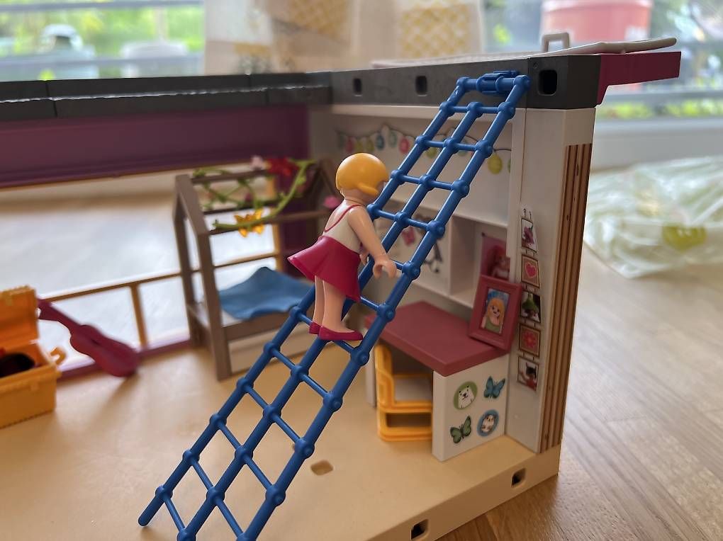 Giocattoli: Playmobil Mädchenzimmer – Usato da Adliswil venduto da Ursula8102