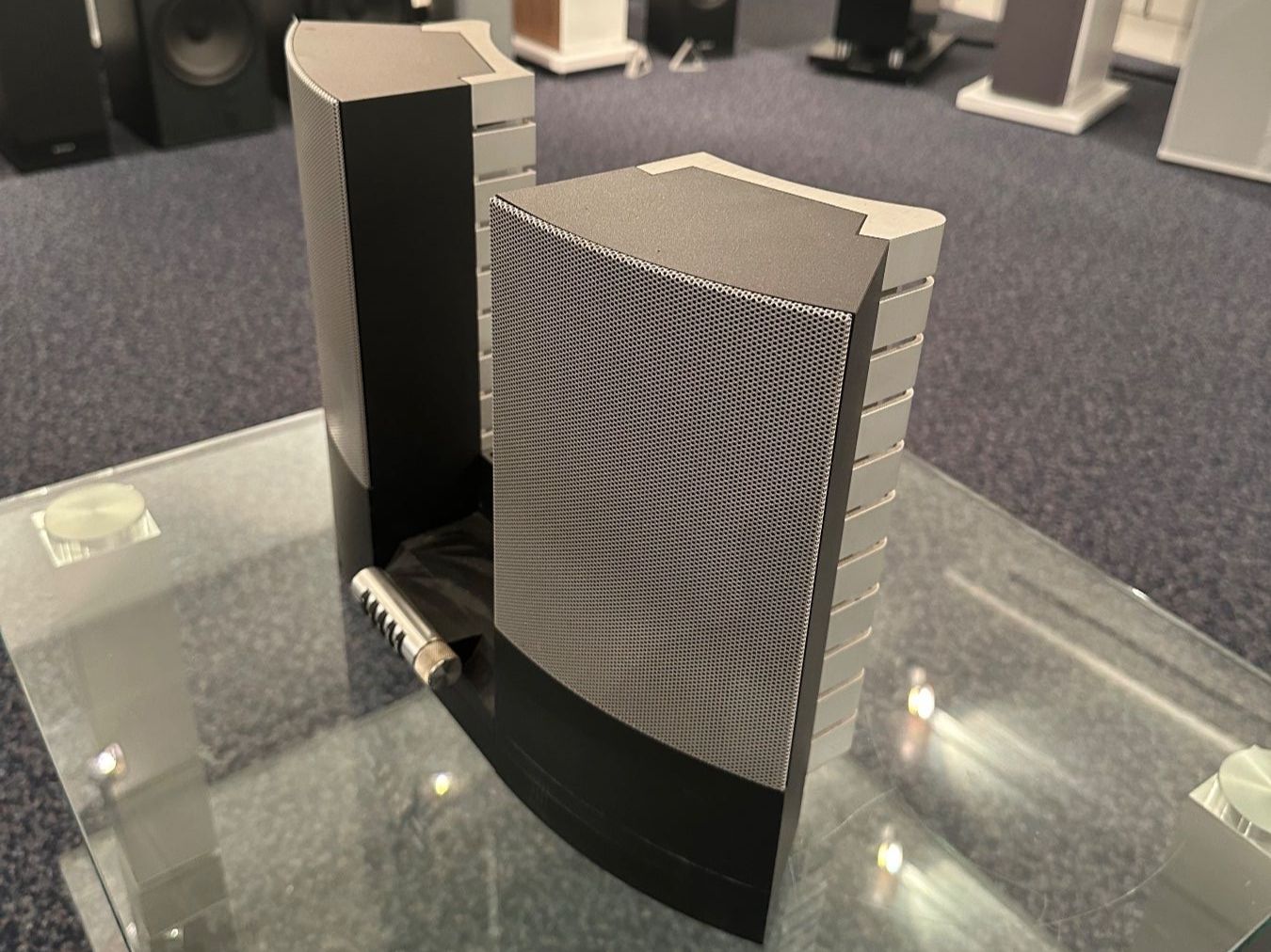 Bang & Olufsen Lautsprecher: Bang & Olufsen beoLab 2000 – Defekt aus Aarau von Bollaar 3