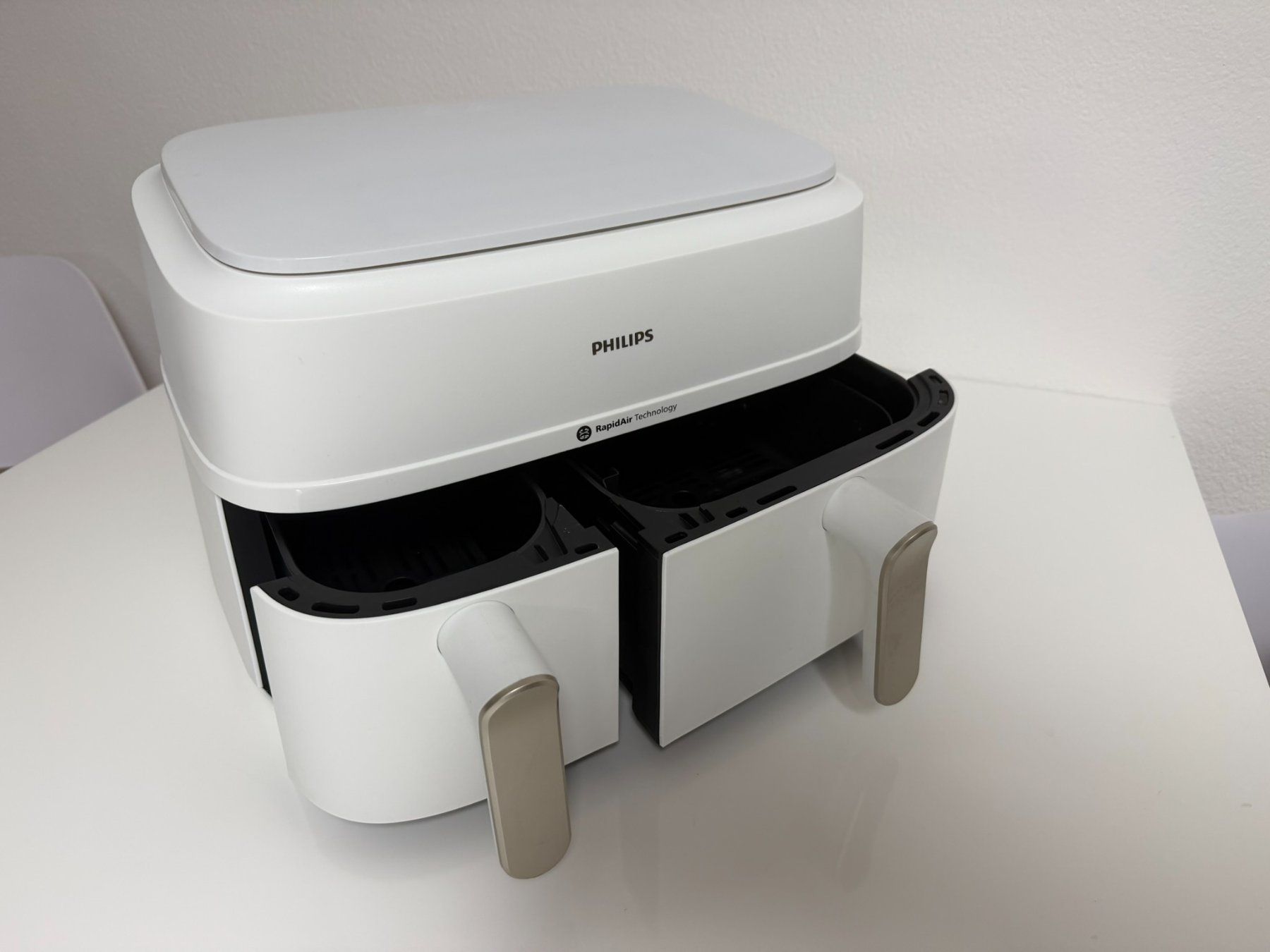 Küchengeräte: PHILIPS Heissluftfritteuse mit zwei Körben – Gebraucht aus Figino von inf_5zts 1