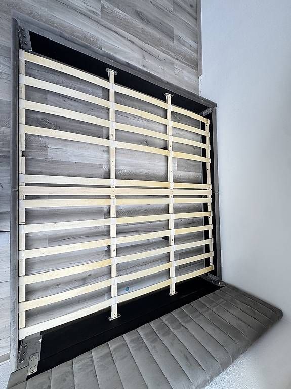Letti: Polsterbett DAINA 180 x 200 cm anthrazit – Usato da Münsingen venduto da Tinu.T 1