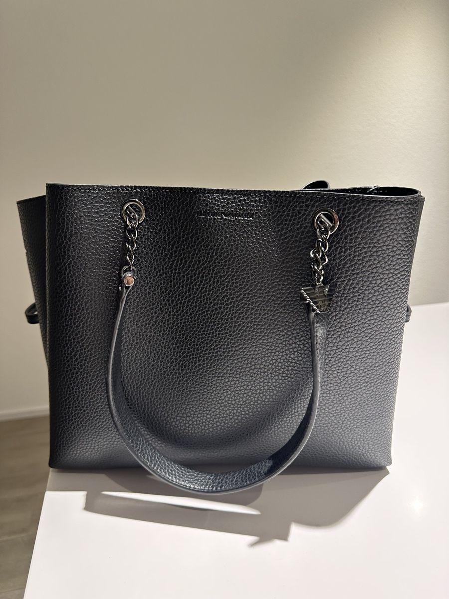 Taschen für Damen: Emporio Armani Handtasche – Neu (gemäss Beschreibung) aus Embrach von fabiennejessica 1
