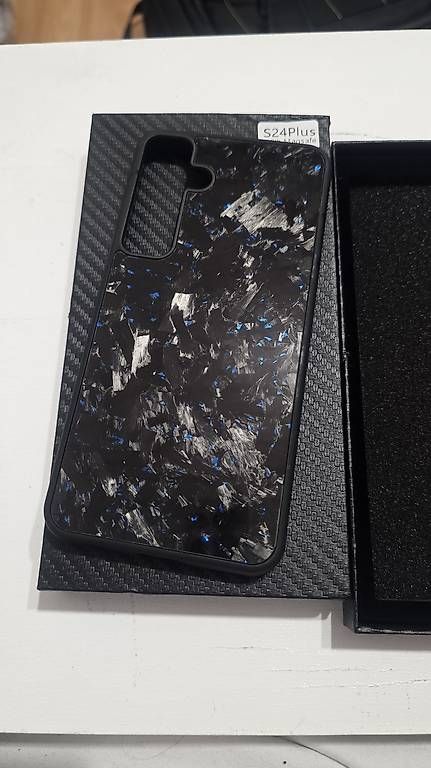 Samsung Cover & Protezioni schermo: Coque s24 Plus Carbone – Nuovo e nell'imballaggio originale da Lonay venduto da kyl_b72m