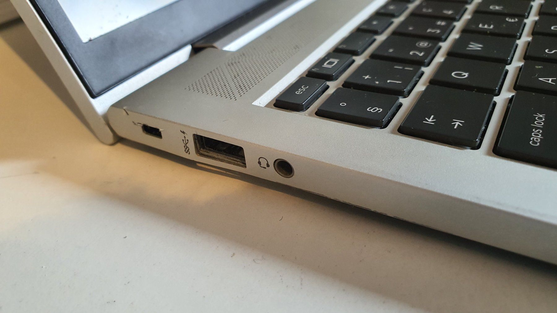 Hewlett Packard Notebook: HP EliteBook 850 G8 – Difettoso da Fischenthal venduto da Zeniz 4