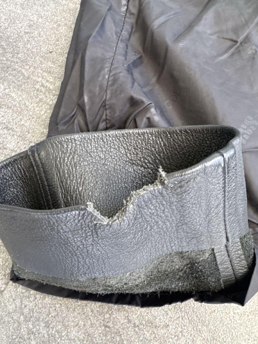 IXS Pantalons: IXS Lederhose Grösse 48 gebraucht – D'occasion à Niedergösgen par bek_w6hm 7