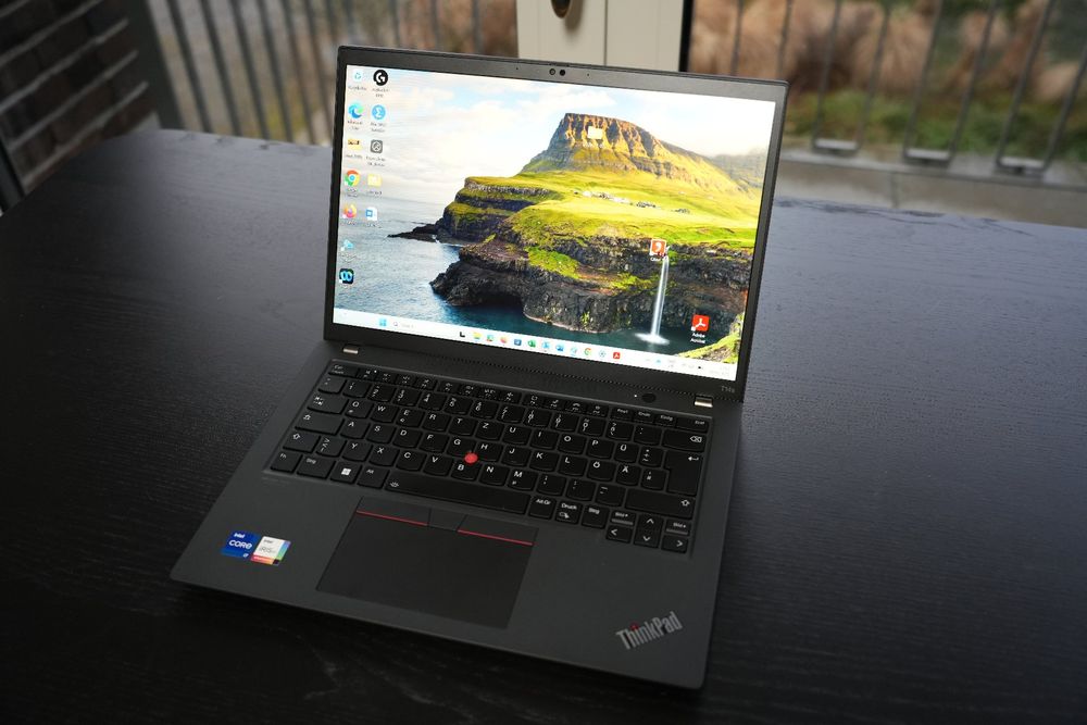 ThinkPad T14s Gen 3 (G3) – Intel i7-1265U, 32 GB, 512 GB SSD 1