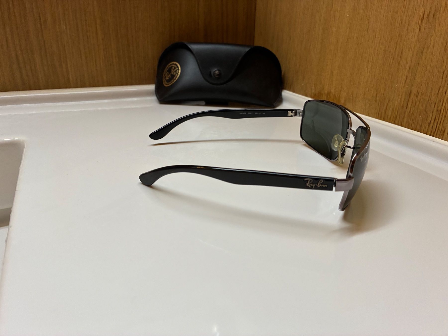 Lunettes & Verres: Sonnenbrille Ray-Ban RB3463 64[]15 3N mit Etui – D'occasion à Breitenbach par nummer6824 2