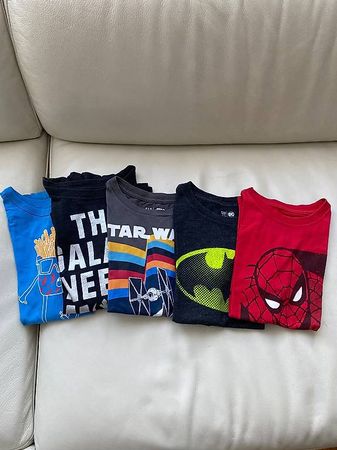 5 t-shirts manches longues et courtes GAP garçon 6-7 ans