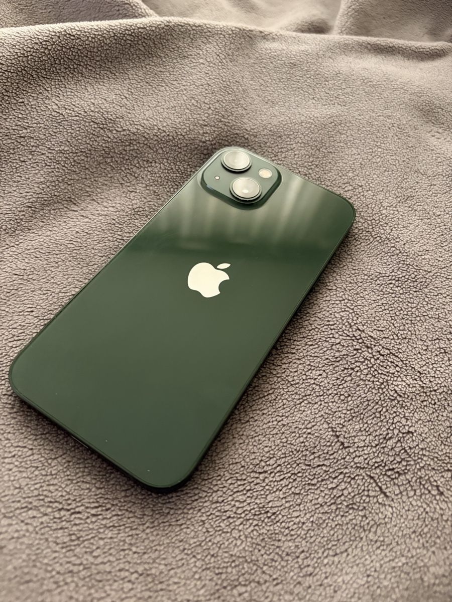 Apple Telefoni cellulari / Smartphones: Iphone 13 Grün – Usato da Burgdorf venduto da ata_wk2z