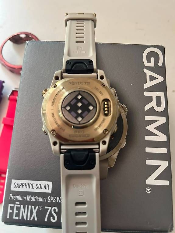 Garmin Smartwatch: Garmin Fenix 7s pro Saphire Solar – Usato da Hergiswil NW venduto da Bergsunne 3