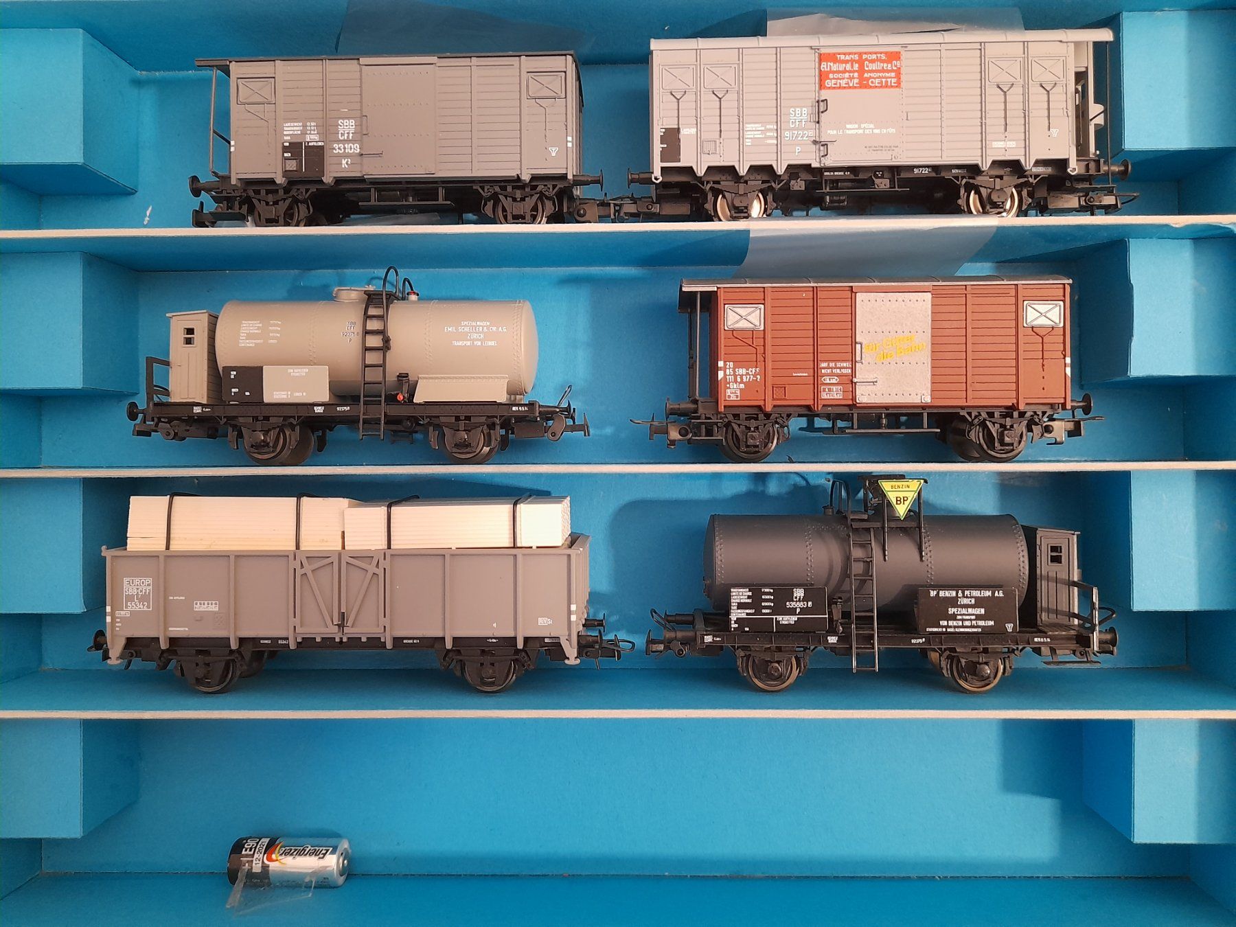 Liliput Modellini di ferrovie: Composition de 6 wagons anciens – Nuovo (secondo la descrizione) da Auvernier venduto da gandalf08 1