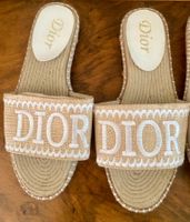 Slippers in Beige Gr. 37