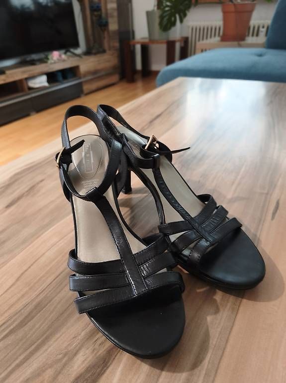 Chaussures femmes: Heels  – D'occasion à Kaisten par lys_zzy8 1