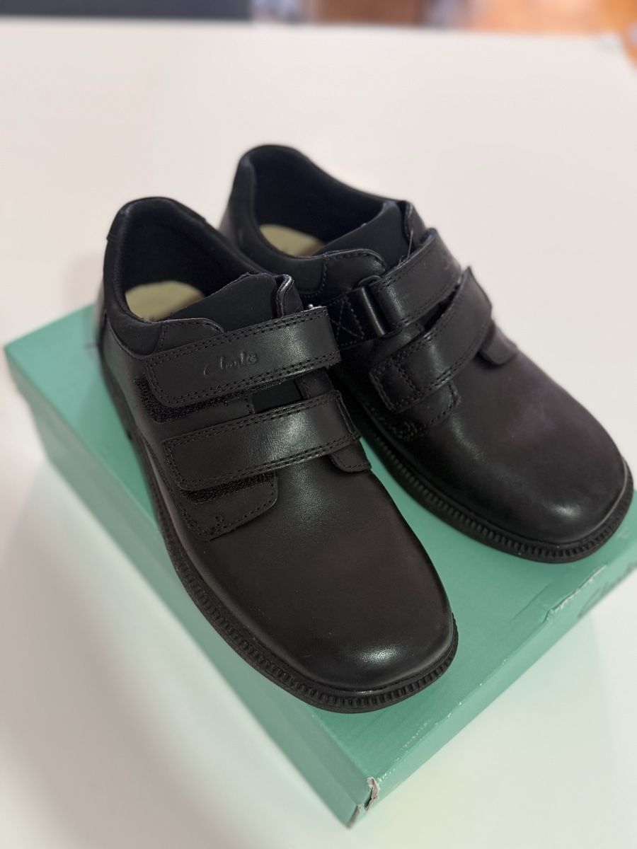 Herrenschuhe: Chaussures Clarks  – Neu und originalverpackt aus Denges von tin_2fxr