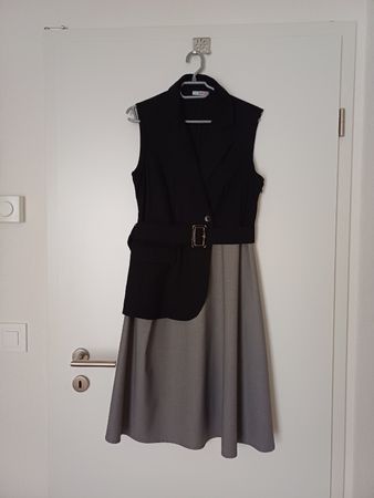 Robe, Carnaby, M.