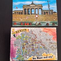 2 Berlin Postkarten aus den 60er Die Mauer muss weg!