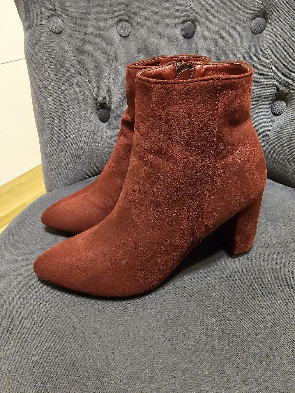 Damenschuhe: bottines bordeaux, T.39 comme neuves ! – Neu (gemäss Beschreibung) aus Bulle von Diamant.15