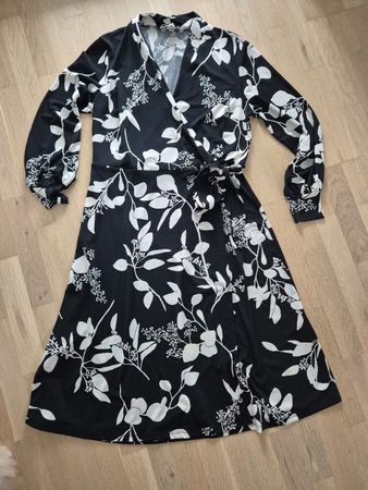 Wickelkleid Gr.L