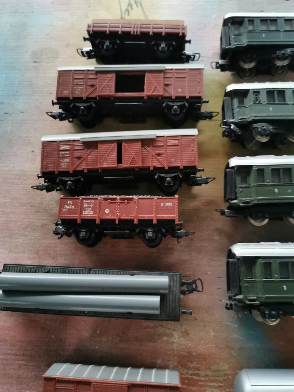 Lima Modellini di ferrovie: Posten Lima Wagen – Usato da Waltenschwil venduto da Nitsud 1