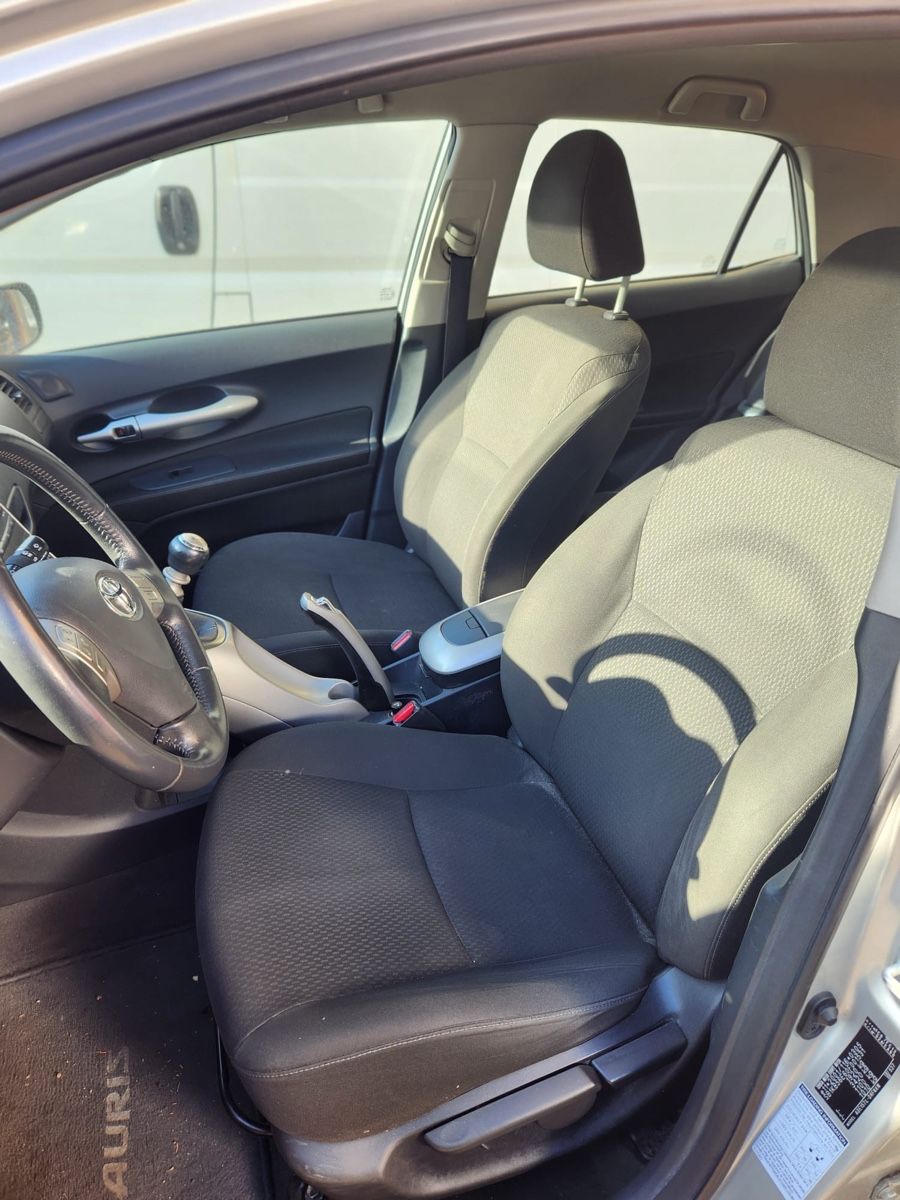 Toyota Autos: Toyota Auris 2,2 D-CAT – Defekt aus Uetendorf von Sathu96 4