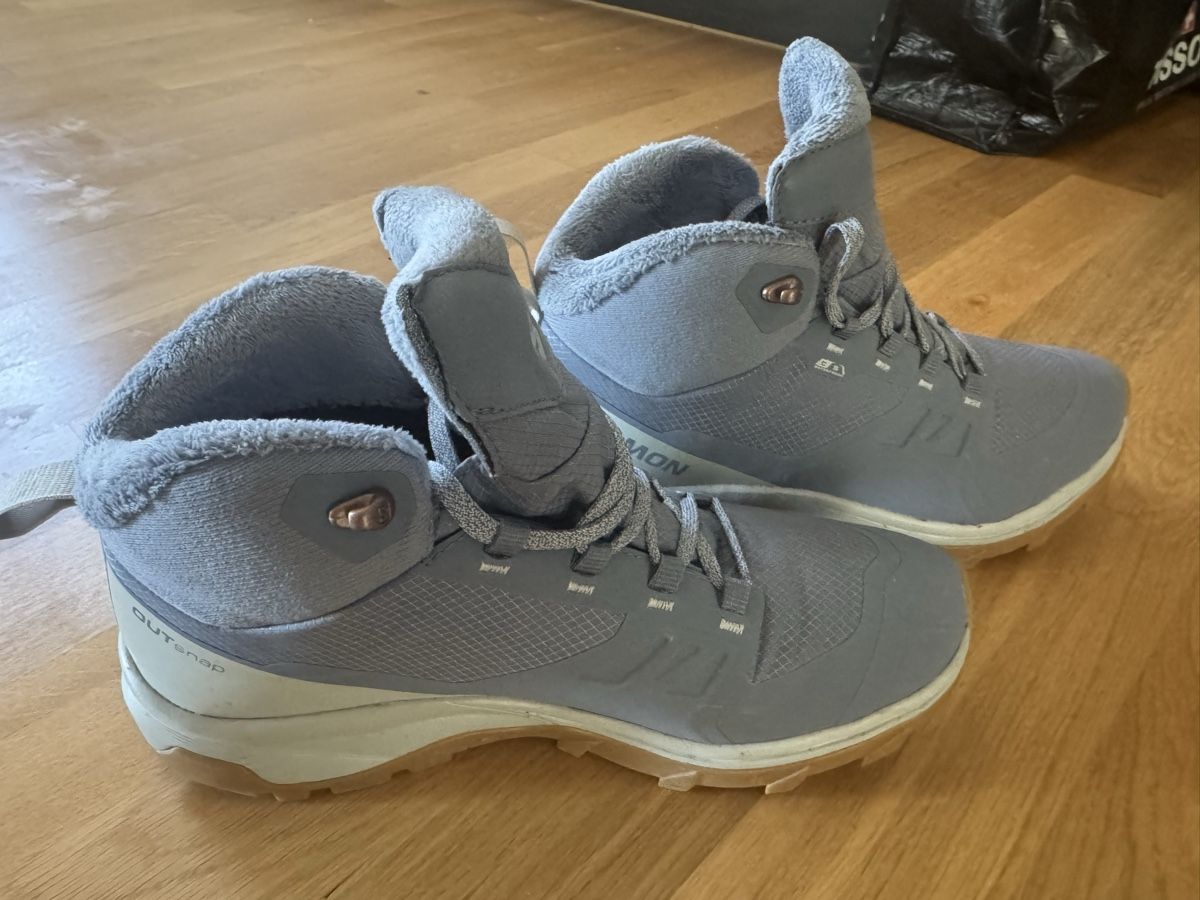 Salomon Scarpe da donna: Wanderschuhe Salomon outsnap 39 1/3 – Usato da Hettlingen venduto da den_99n2 1