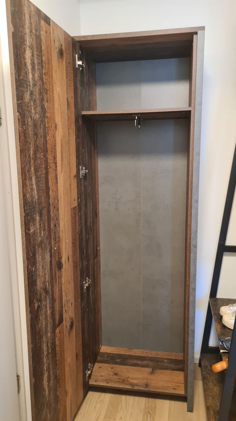 Scaffali: Designer Shelf - must be picked up by June 22nd – Usato da Embrach venduto da mba_ttk7 1