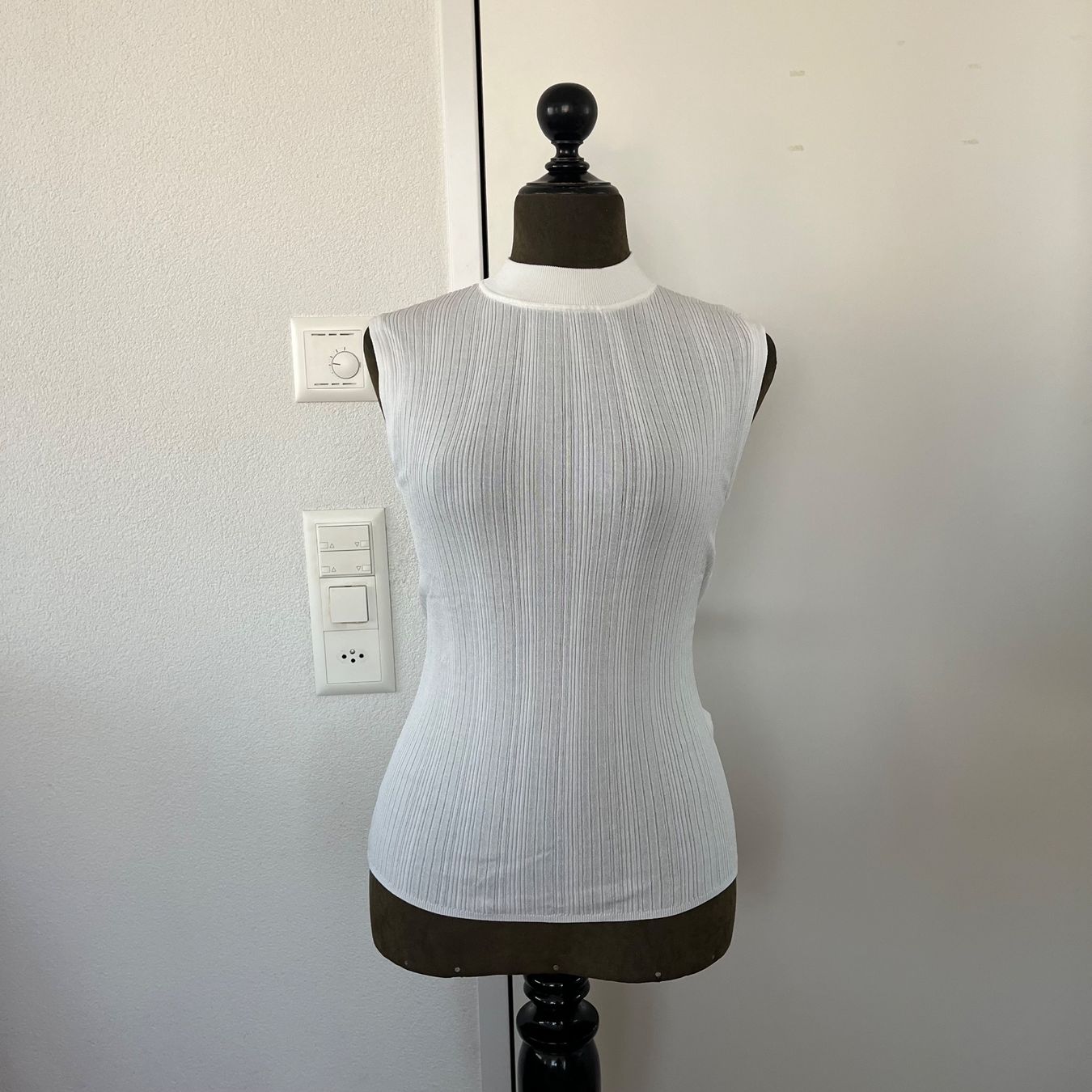 Sandro Tops: Sandro Top – Neu (gemäss Beschreibung) aus Zug von Grc999