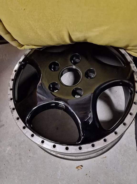 Cerchioni: RH ZW1 17" 5x112 – Usato da Les Evouettes venduto da Mathou17 3